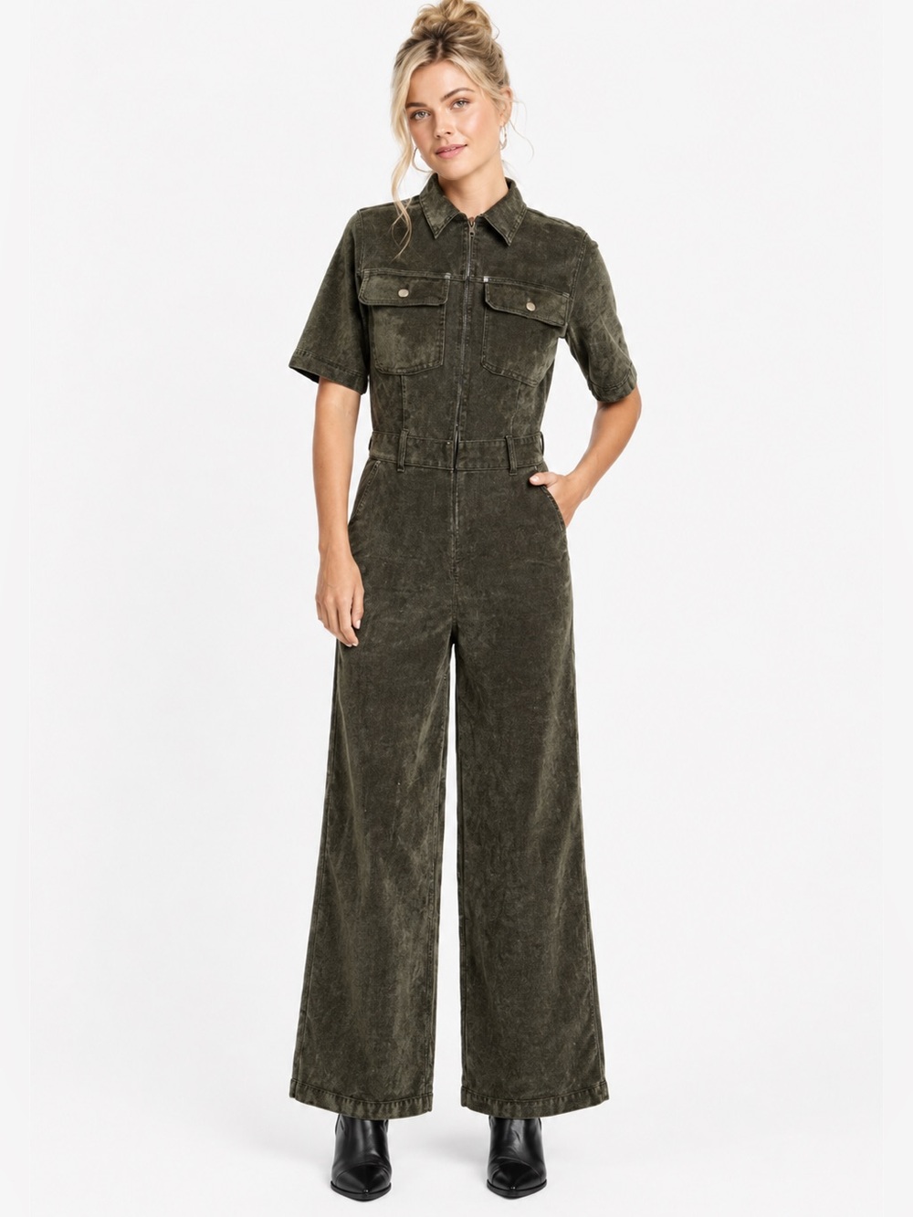 Universal Thread Olive Green Velvet Denim Jumpsuit Wide Leg Utility Size 4 NWT